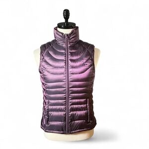 Bernardo Goose Down Puffer Vest Women's Size S Purple Metallic Quilted Zip Up